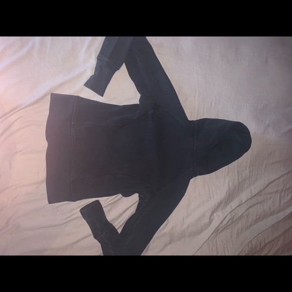 (3/$20) Lululemon black scuba sweater DAMAGED - Picture 10 of 10